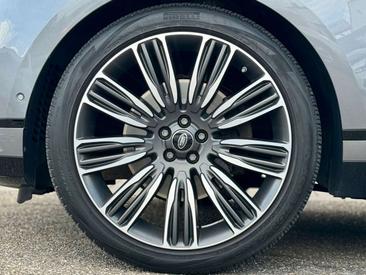 Land Rover Range Rover Velar 3.0d R-Dynamic HSE PANO — photo 9