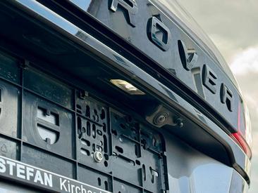 Land Rover Range Rover Velar 3.0d R-Dynamic HSE PANO — photo 28