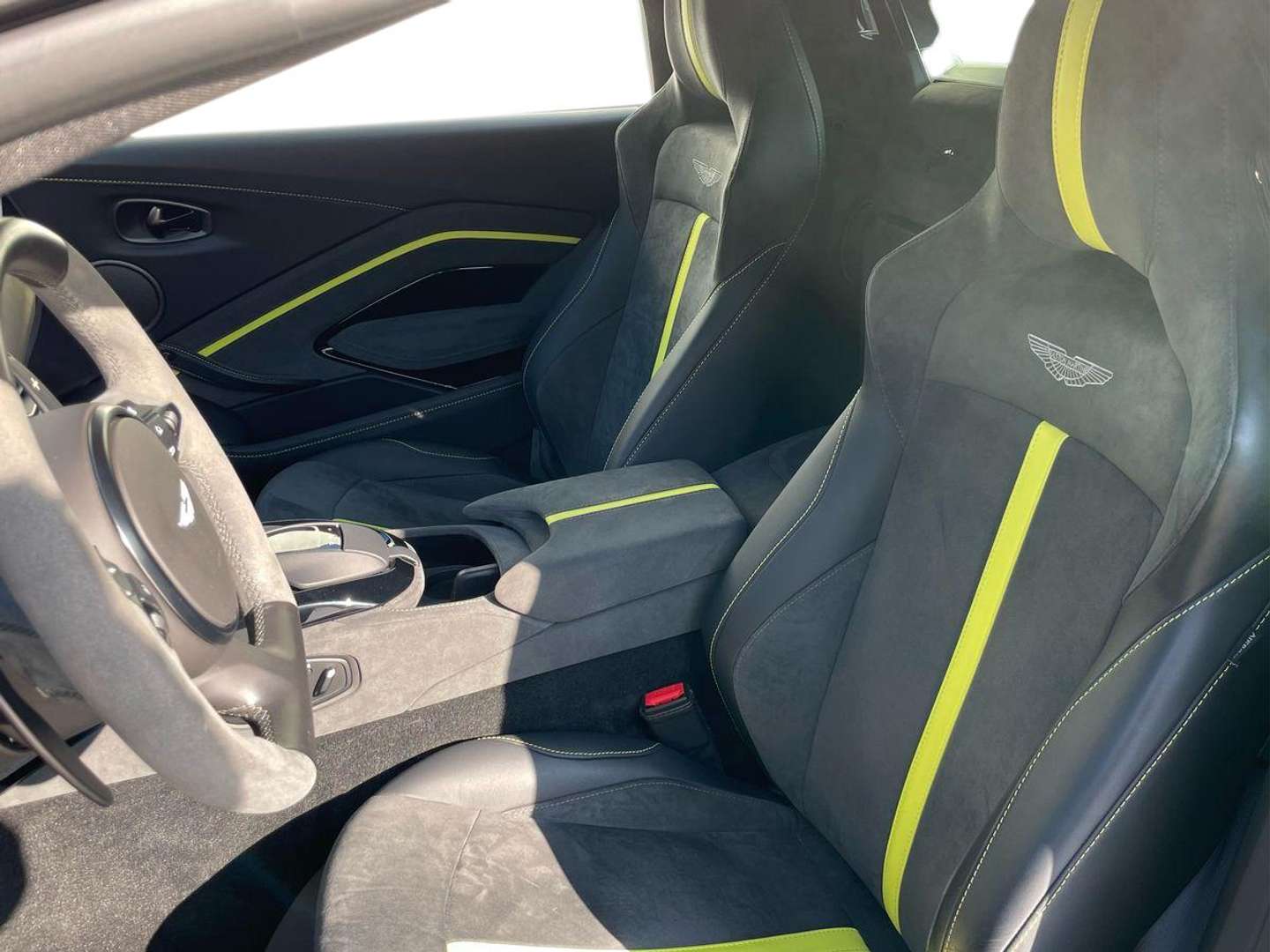 Aston Martin Vantage Roadster 4.0 V8 F1 Auto - 2023 - Joinsteer - #12