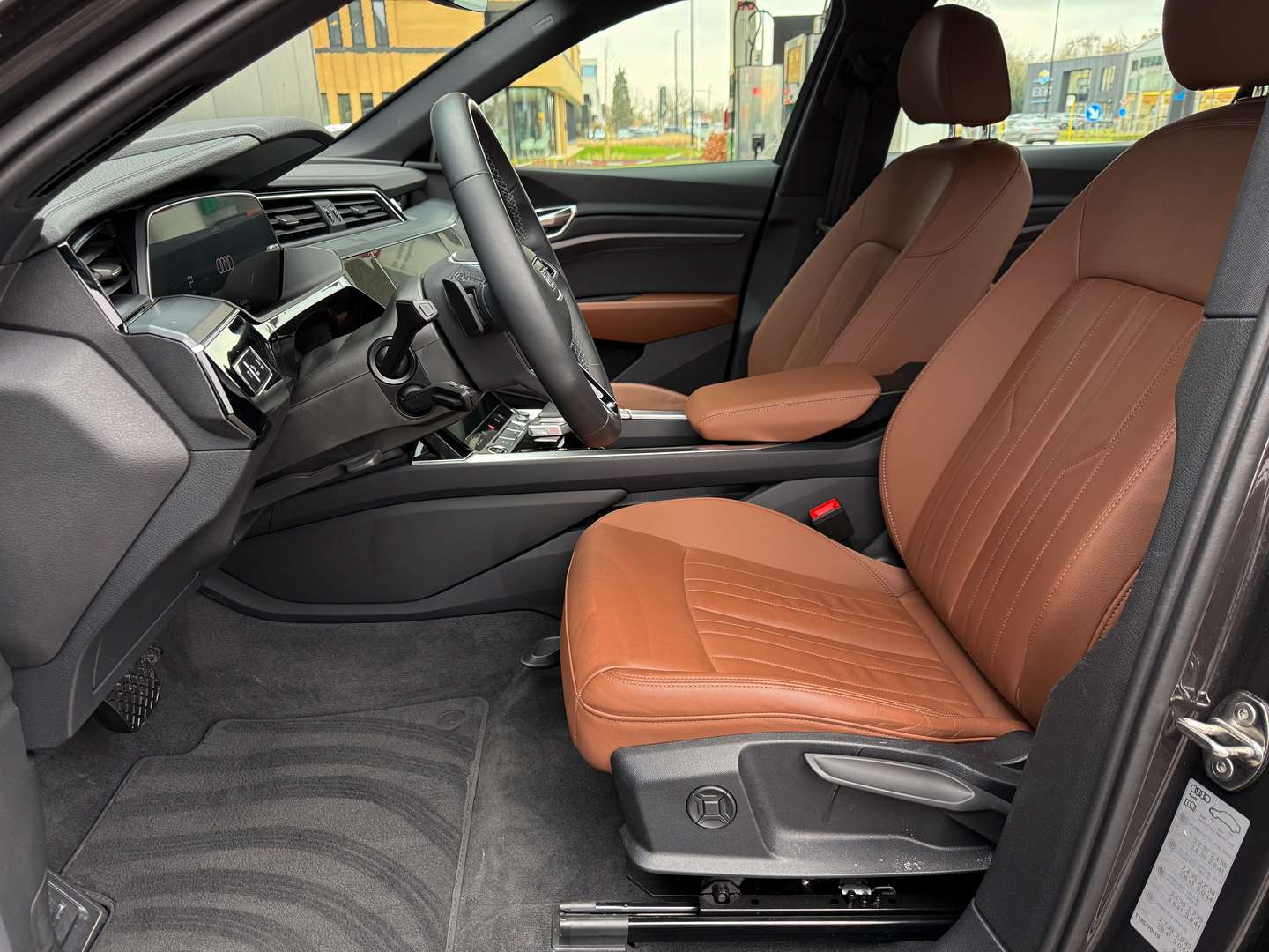 Audi Q8 E-tron S Line 55 - 2025 - Joinsteer - #9