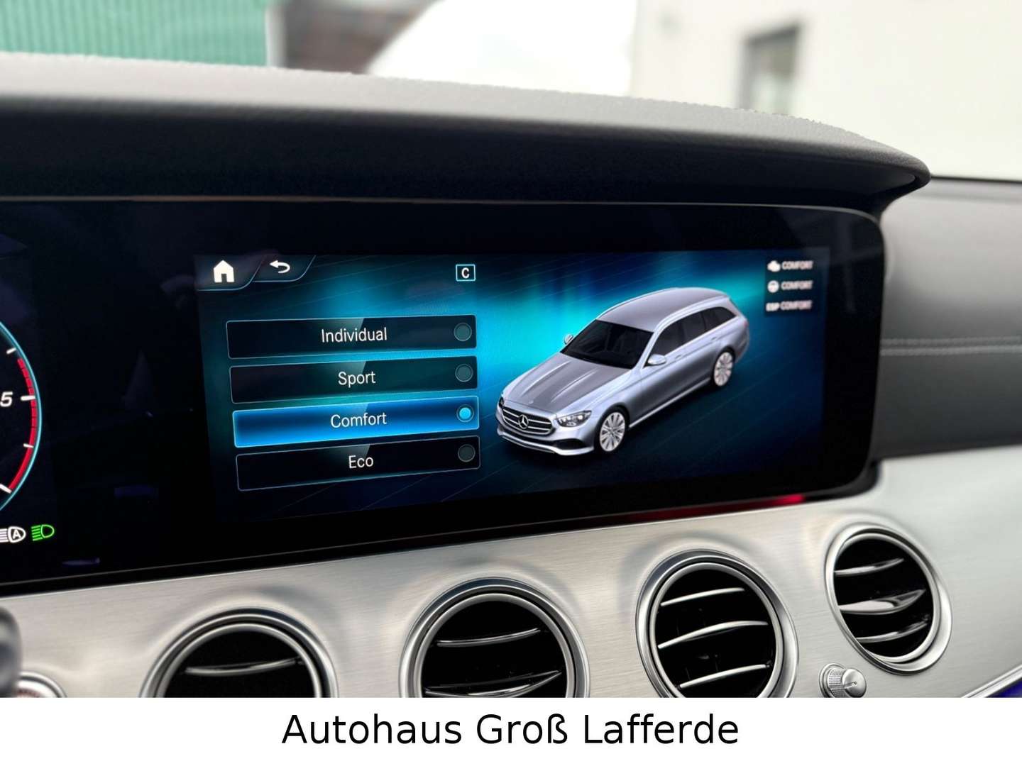 Mercedes Classe E Break 220 AMG Line - 2022 - Joinsteer - #35