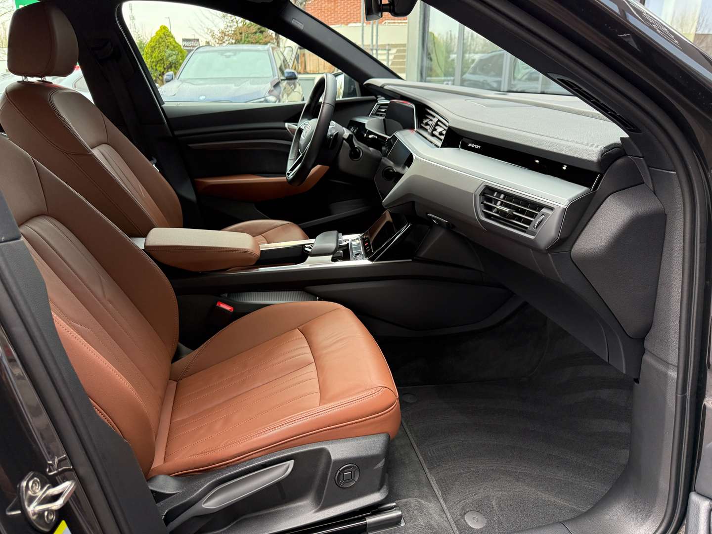 Audi Q8 E-tron S Line 55 - 2025 - Joinsteer - #15