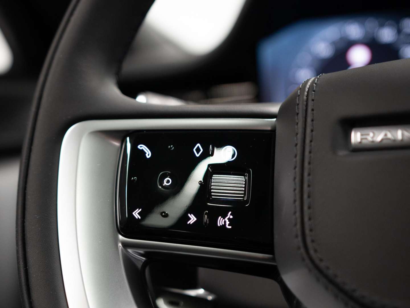 Land Rover Range Rover P460e Autobiography - 2025 - Joinsteer - #15