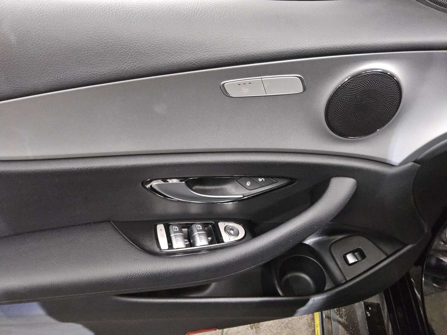 Mercedes Classe E 300 Avantgarde - 2022 - Joinsteer - #9