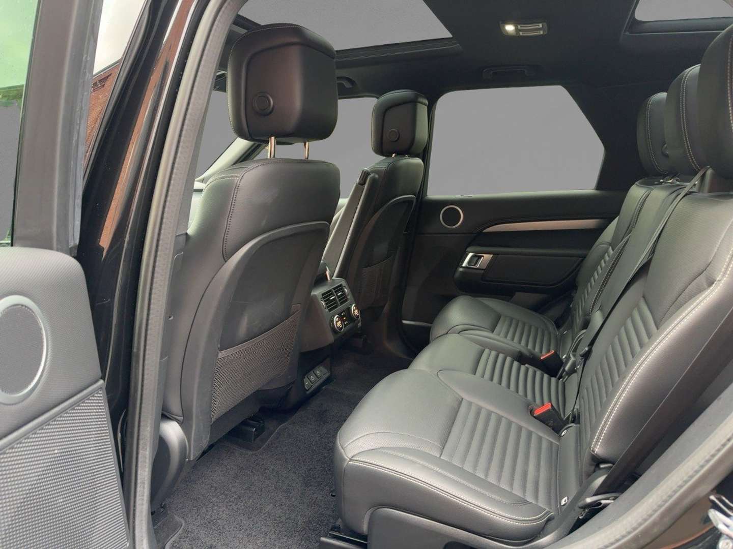 Land Rover Discovery D250 R-Dynamic SE - 2022 - Joinsteer - #10