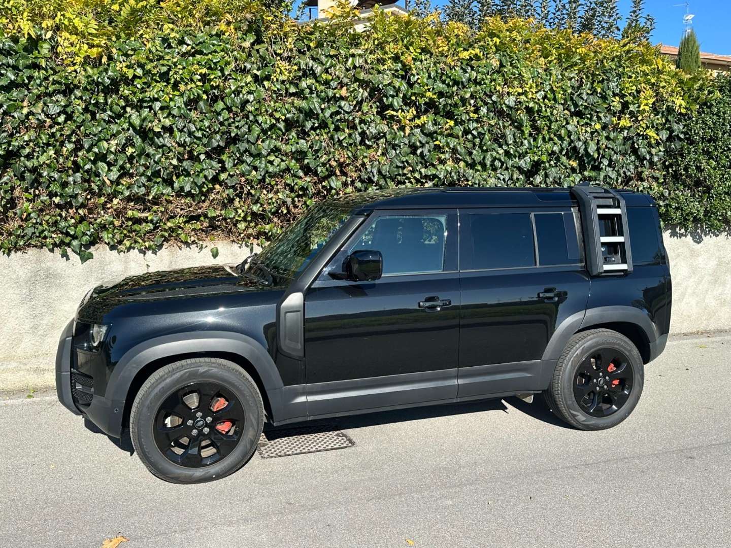 Land Rover Defender 110 SE 3.0D I6 - 2024 - Joinsteer - #2