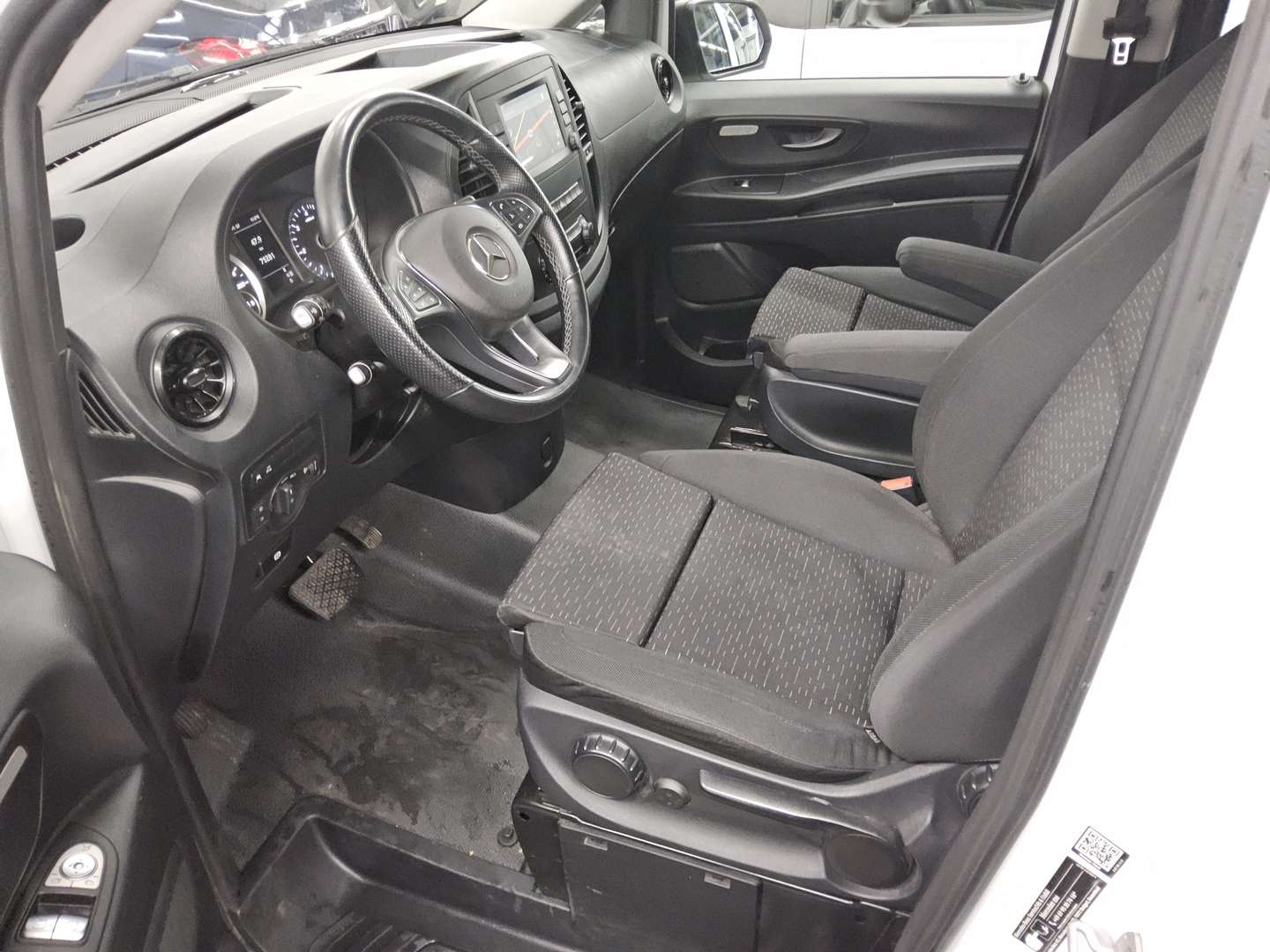 Mercedes Vito Tourer 114 - 2023 - Joinsteer - #7