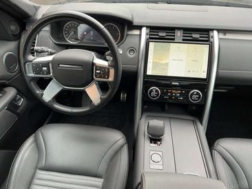Land Rover Discovery D250 R-Dynamic SE — photo 13