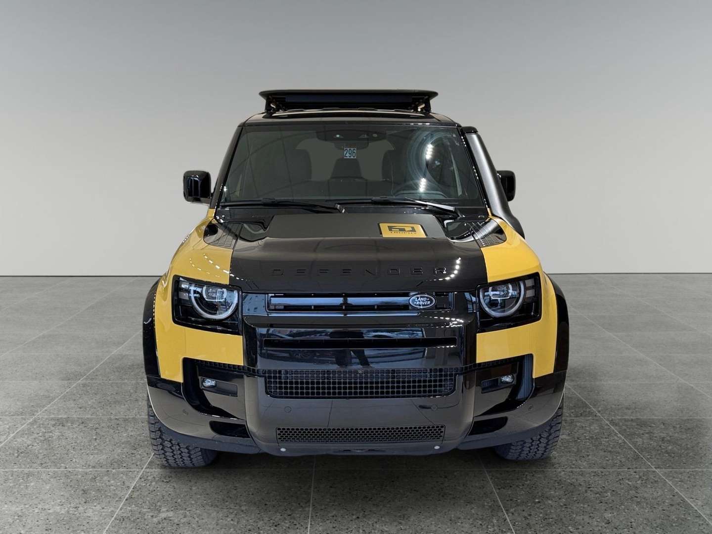 Land Rover Defender Trophy Edition Deep Sandglow Awd 350cv - 2026 - Joinsteer - #5