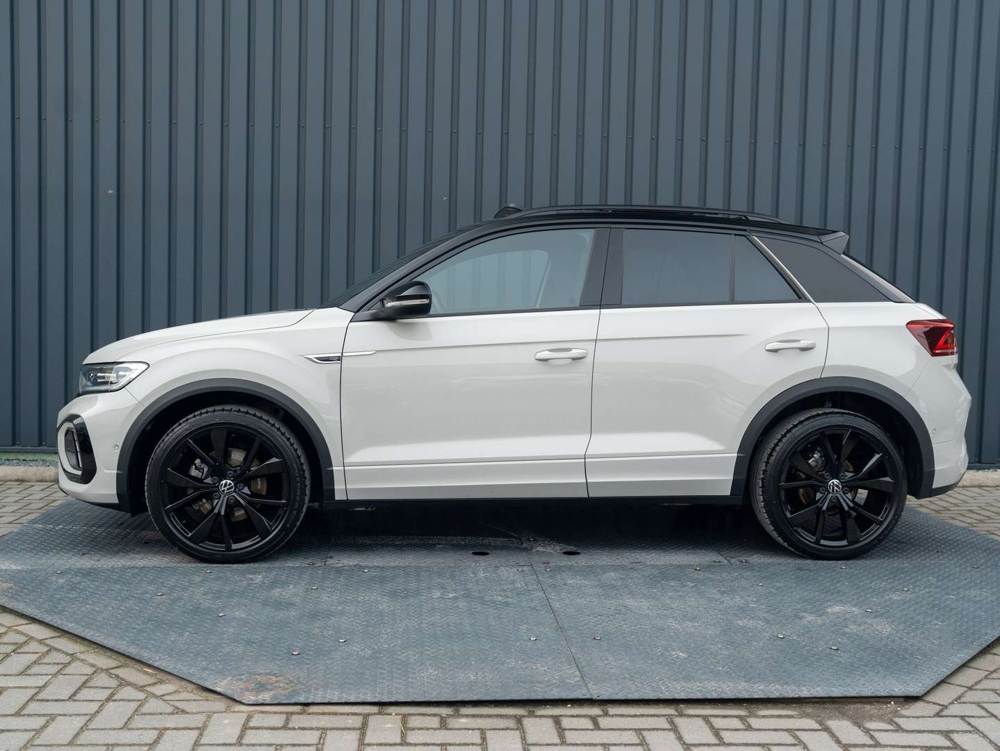 Volkswagen T-Roc R-Line - 2025 - Joinsteer - #2