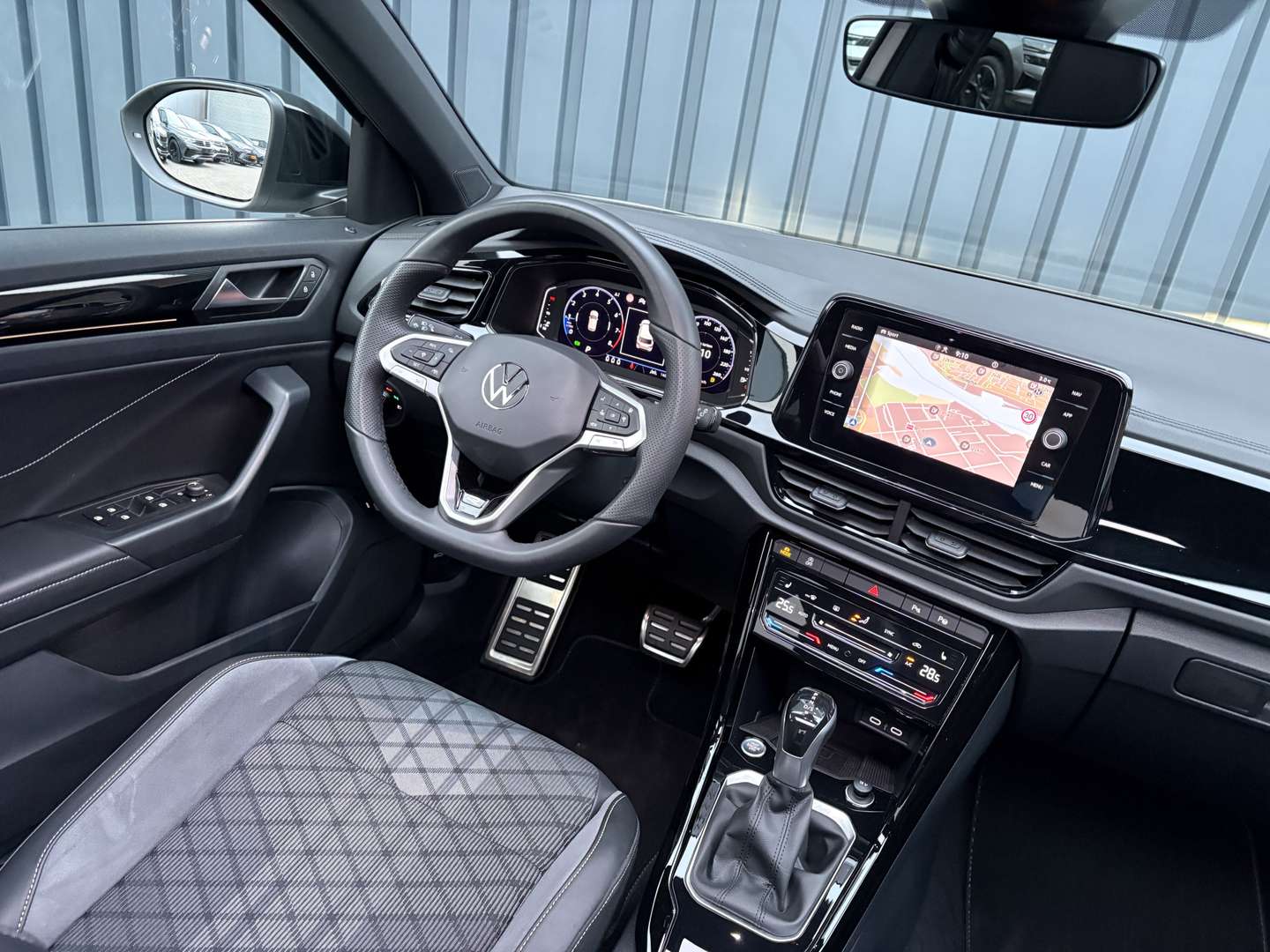 Volkswagen T-Roc R-Line - 2025 - Joinsteer - #6