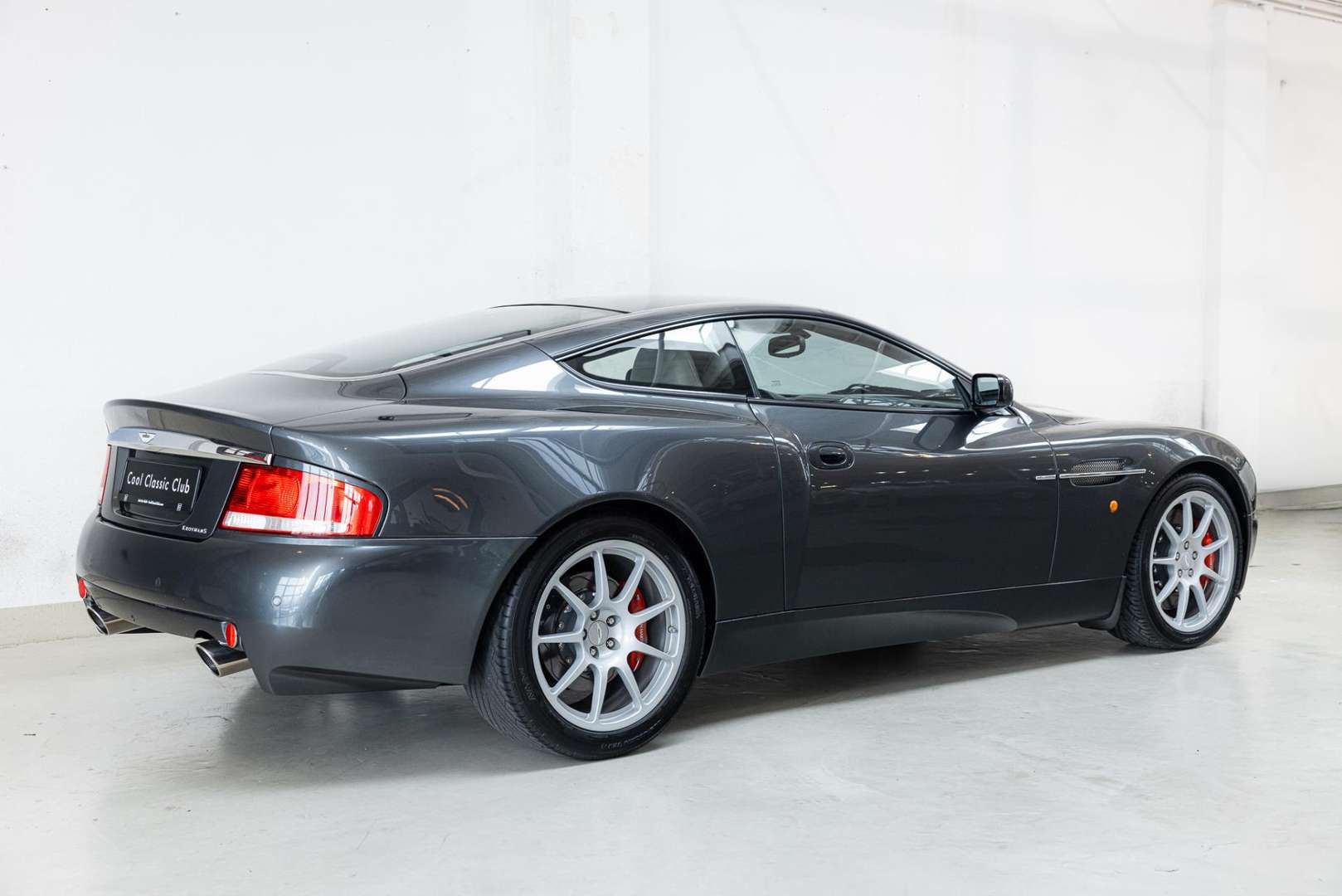 Aston Martin Vanquish V12 5.9 Manual - 2004 - Joinsteer - #2
