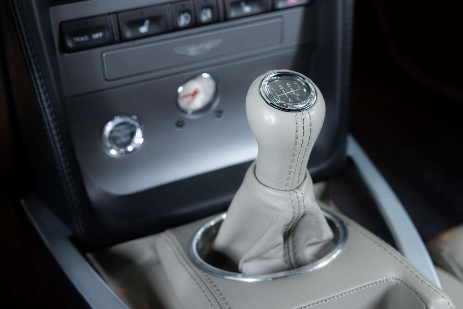 Aston Martin Vanquish V12 5.9 Manual - 2004 - Joinsteer - #17