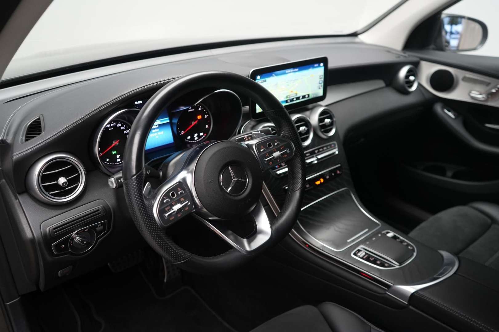 Mercedes GLC 220 AMG Line - 2022 - Joinsteer - #11