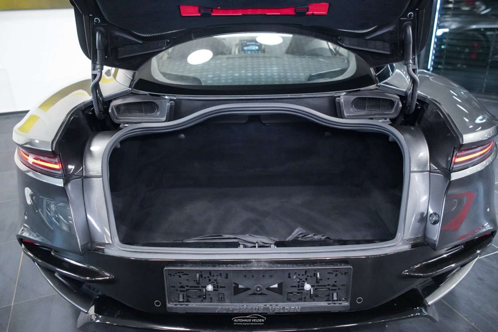 Aston Martin DBS Superleggera Coupé - 2021 - Joinsteer - #41