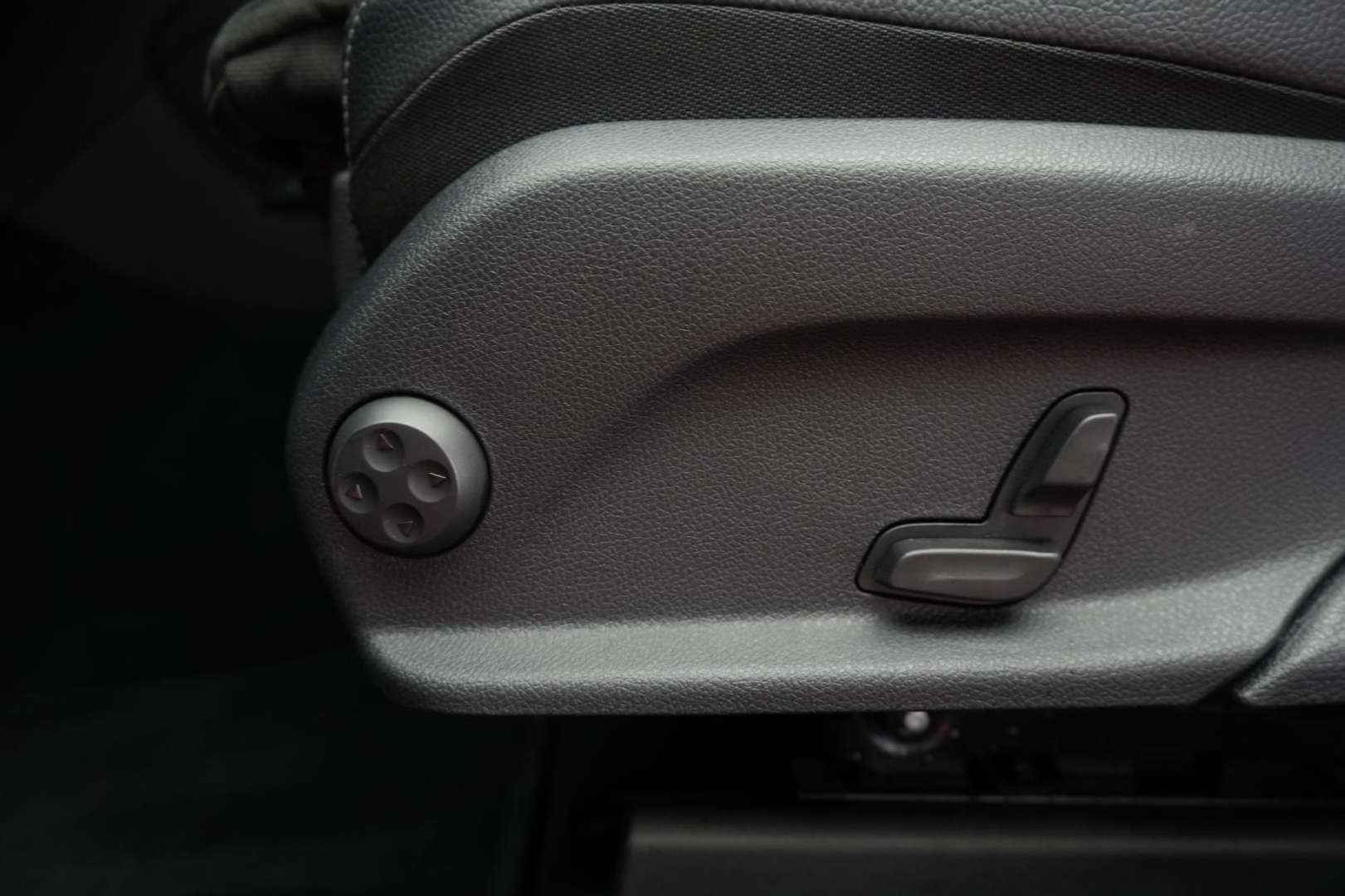 Mercedes GLC 220 AMG Line - 2021 - Joinsteer - #14