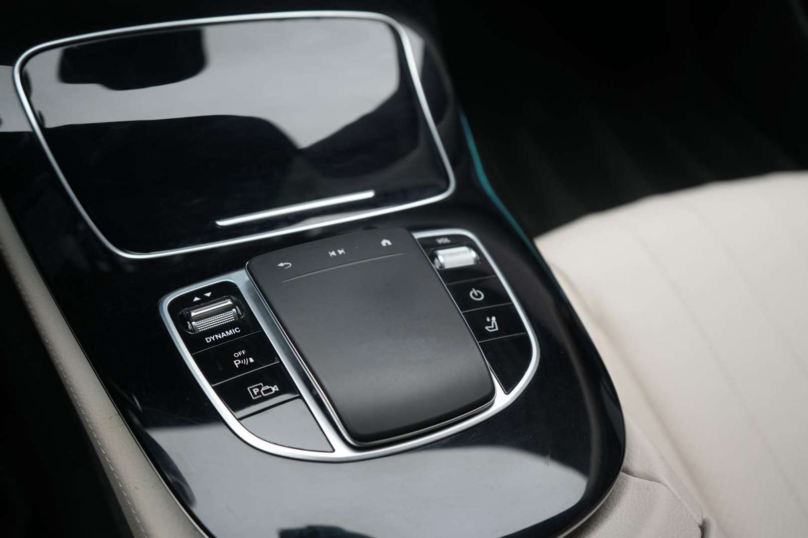 Mercedes Classe E 300 - 2021 - Joinsteer - #12