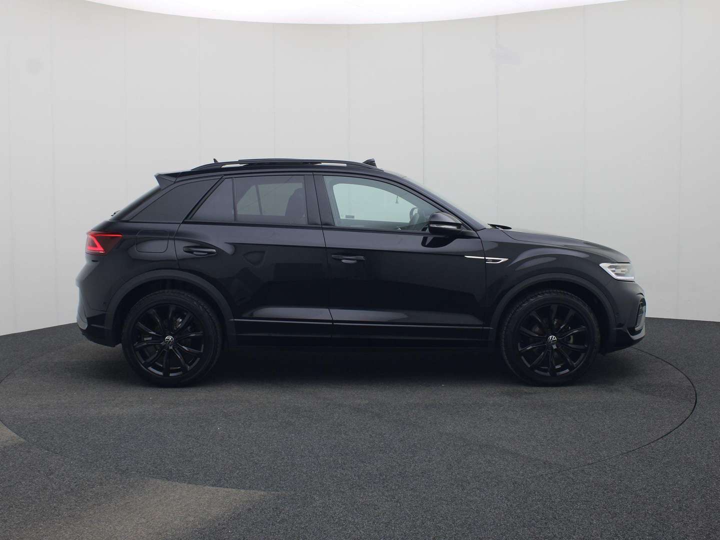Volkswagen T-Roc R-Line Style - 2025 - Joinsteer - #3