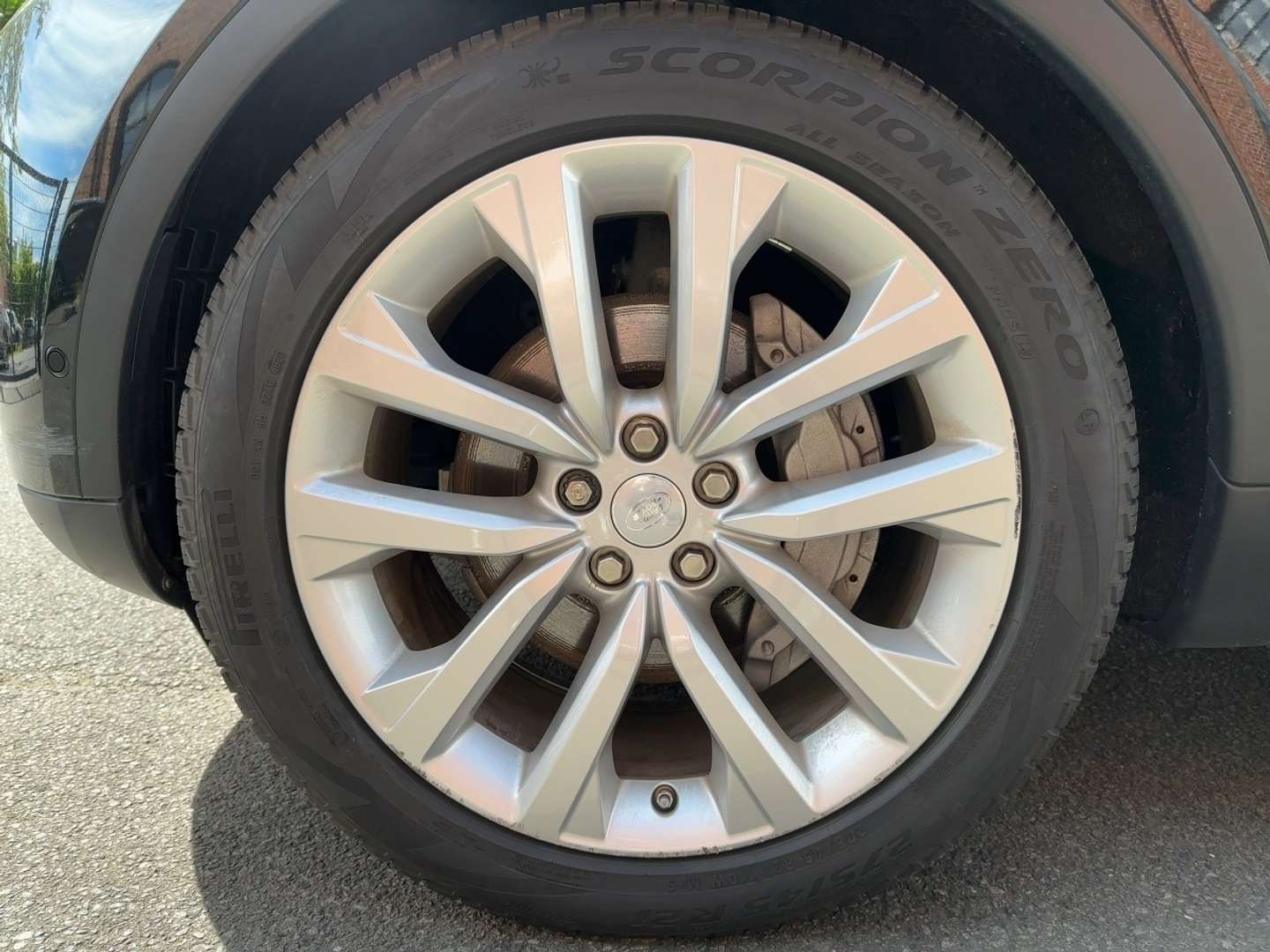 Land Rover Discovery D250 SE STH Pano FLA 360 AHK SpurH - 2021 - Joinsteer - #14