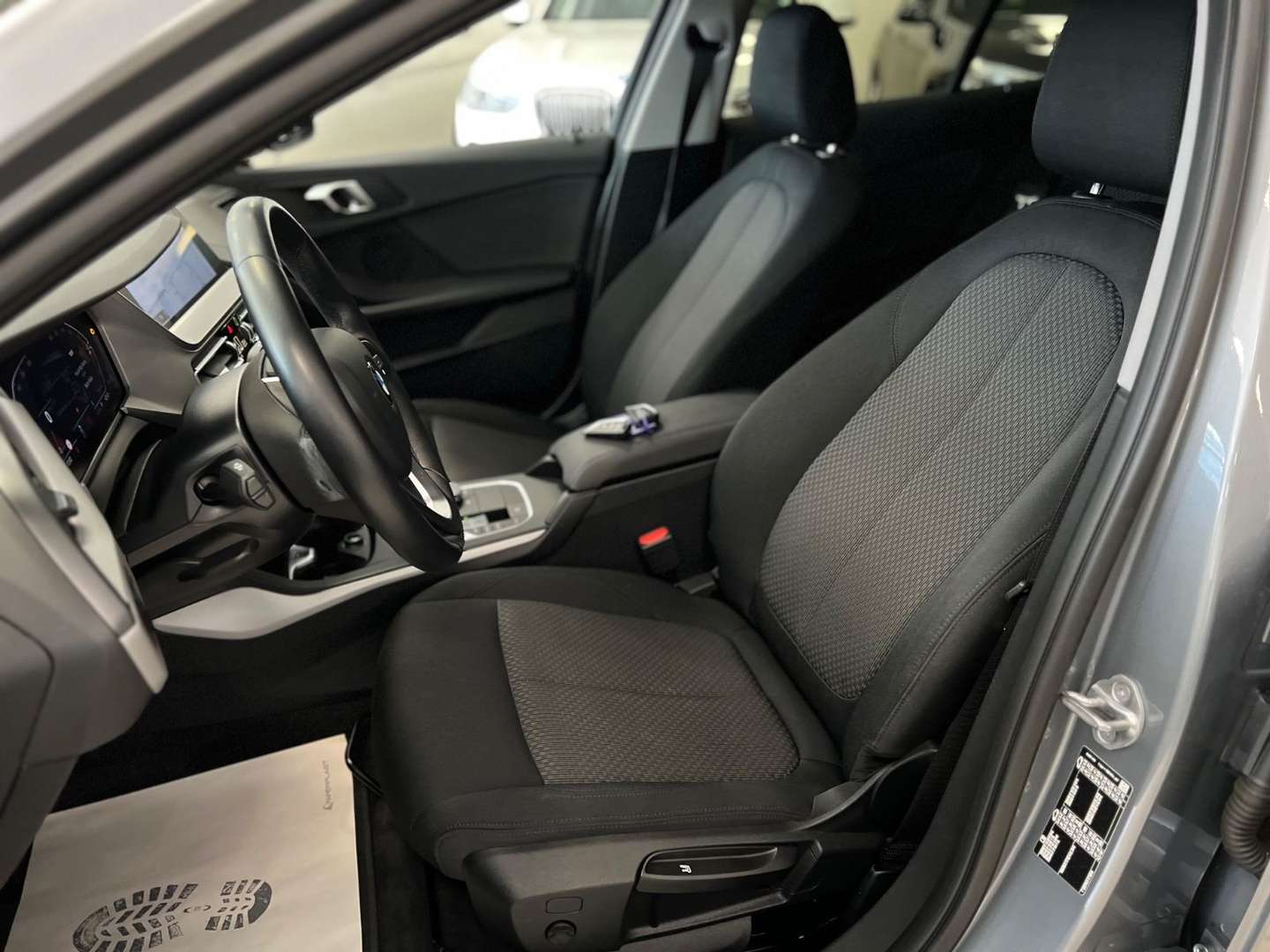 BMW 118i Advantage - 2022 - Joinsteer - #15