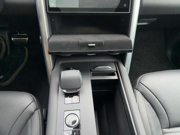Land Rover Discovery Dynamic SE Luft 360 D250 — photo 20