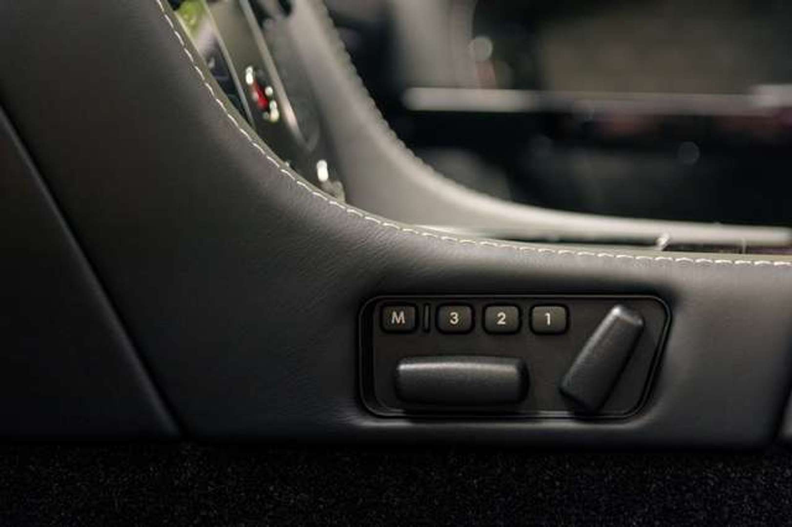 Aston Martin Vantage V8 N430 SPORTSHIFT - 2016 - Joinsteer - #28