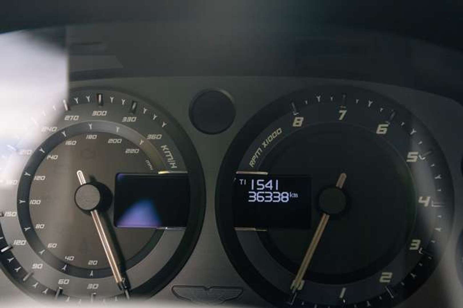 Aston Martin Vantage V8 N430 SPORTSHIFT - 2016 - Joinsteer - #30