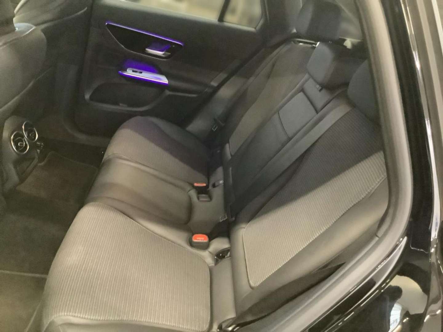 Mercedes GLC 200 Avantgarde - 2024 - Joinsteer - #13