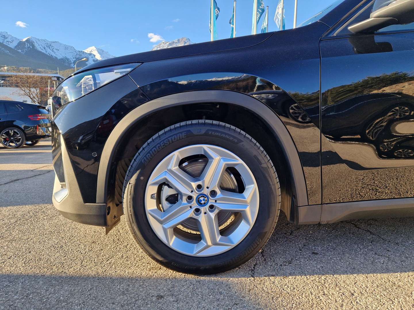 BMW IX1 XDrive30 - 2025 - Joinsteer - #1