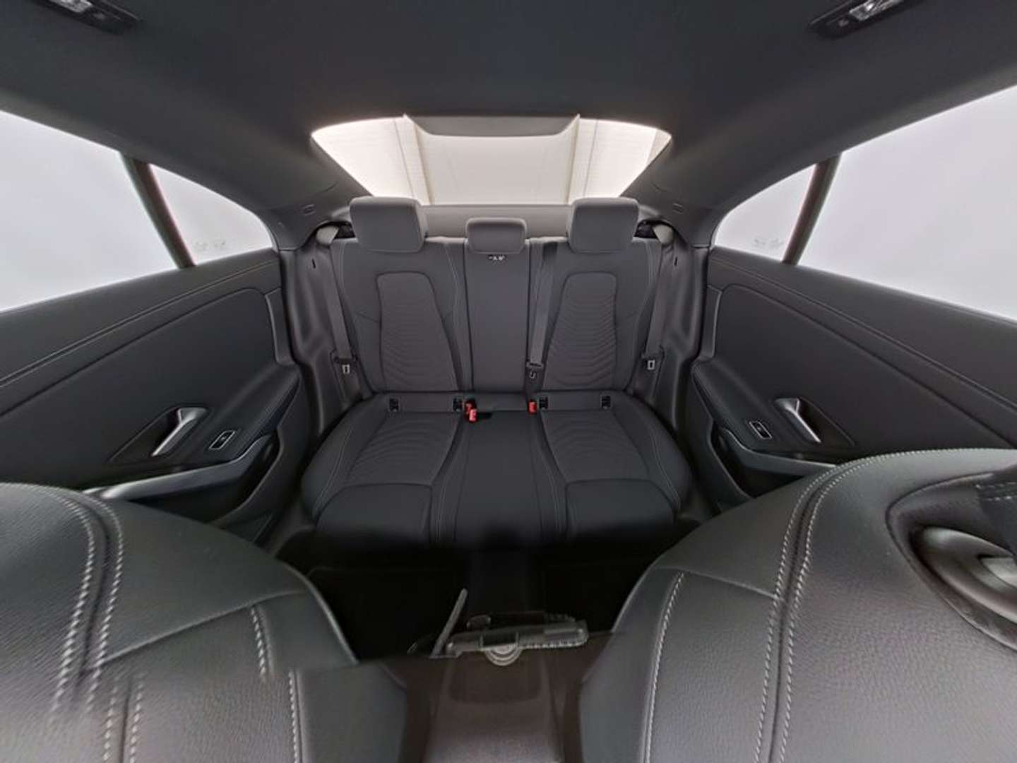 Mercedes CLA 180 Night Edition - 2024 - Joinsteer - #9