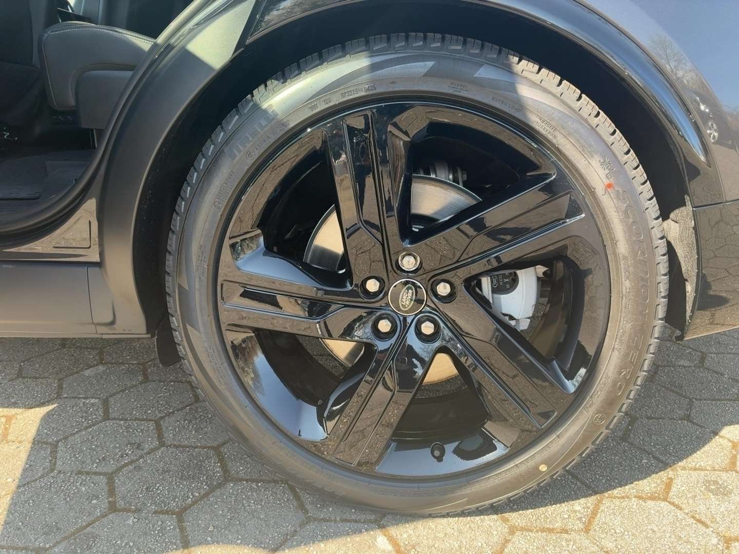 Land Rover Discovery D350 Dynamic SE 7 Seats - 2025 - Joinsteer - #13