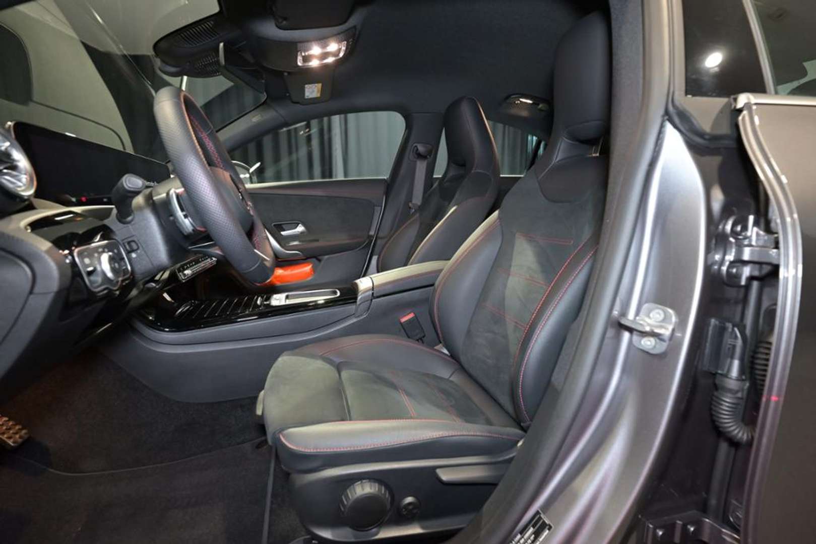Mercedes CLA 200 Coupé 200 AMG Line - 2024 - Joinsteer - #3