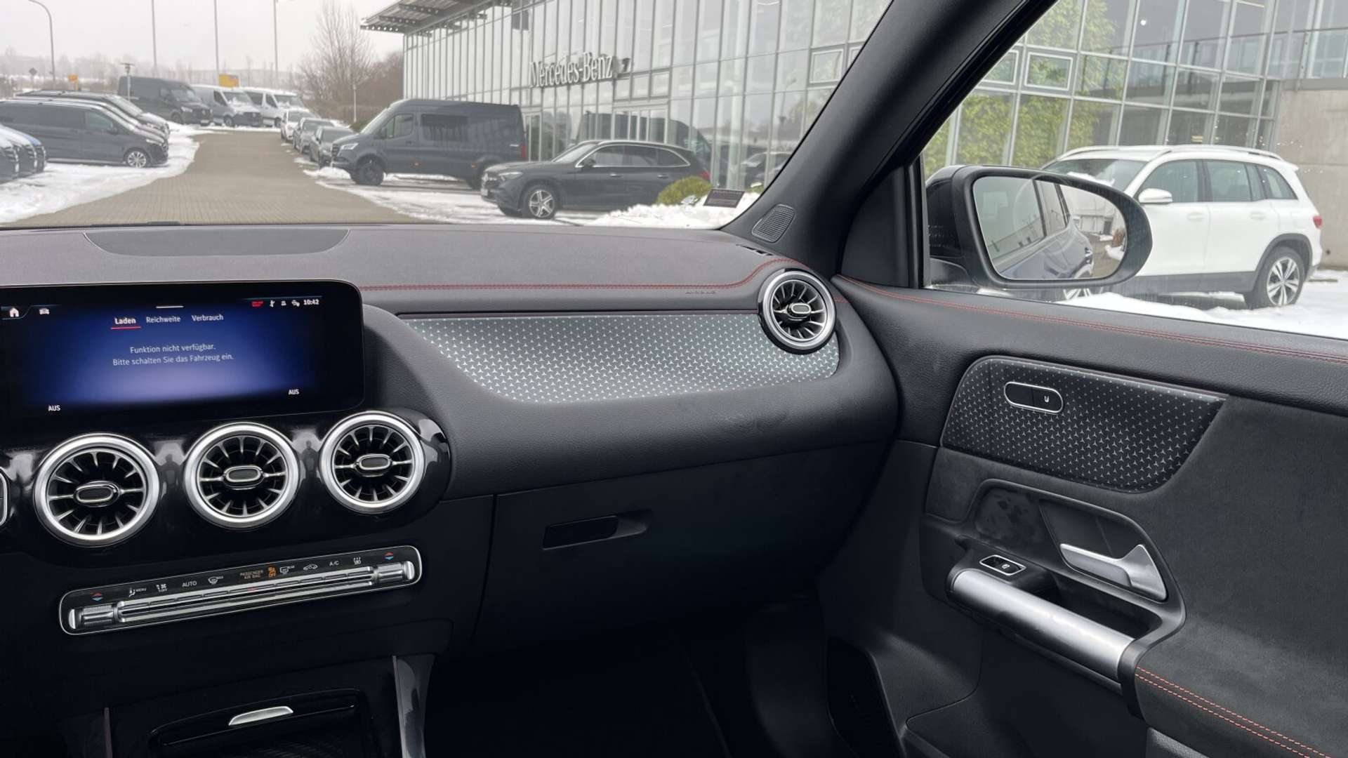 Mercedes EQA 300 Night Edition - 2024 - Joinsteer - #18