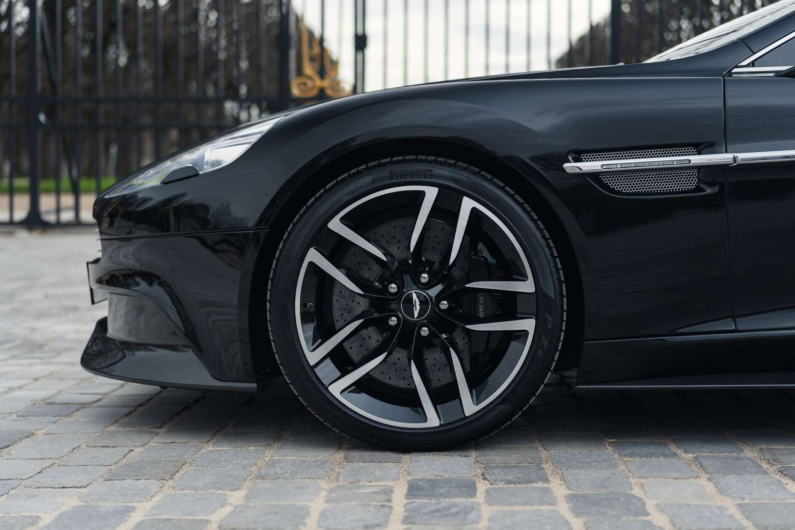 Aston Martin Vanquish Coupé V12 Touchtronic 3 - 2017 - Joinsteer - #6