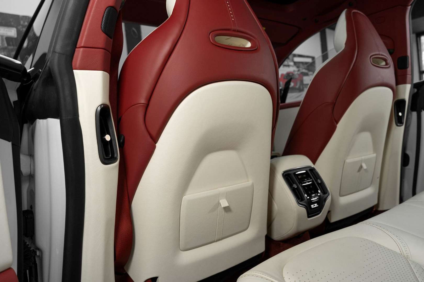 Aston Martin DBX 4.0 V8 Exclusive - 2021 - Joinsteer - #37