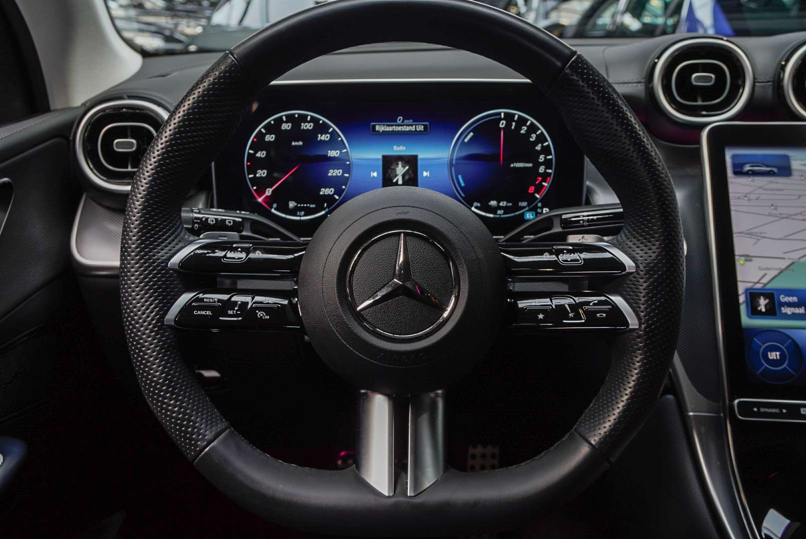 Mercedes GLC 300 AMG Line - 2023 - Joinsteer - #25