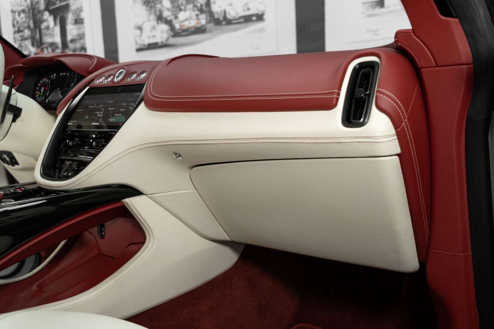 Aston Martin DBX 4.0 V8 Exclusive - 2021 - Joinsteer - #46