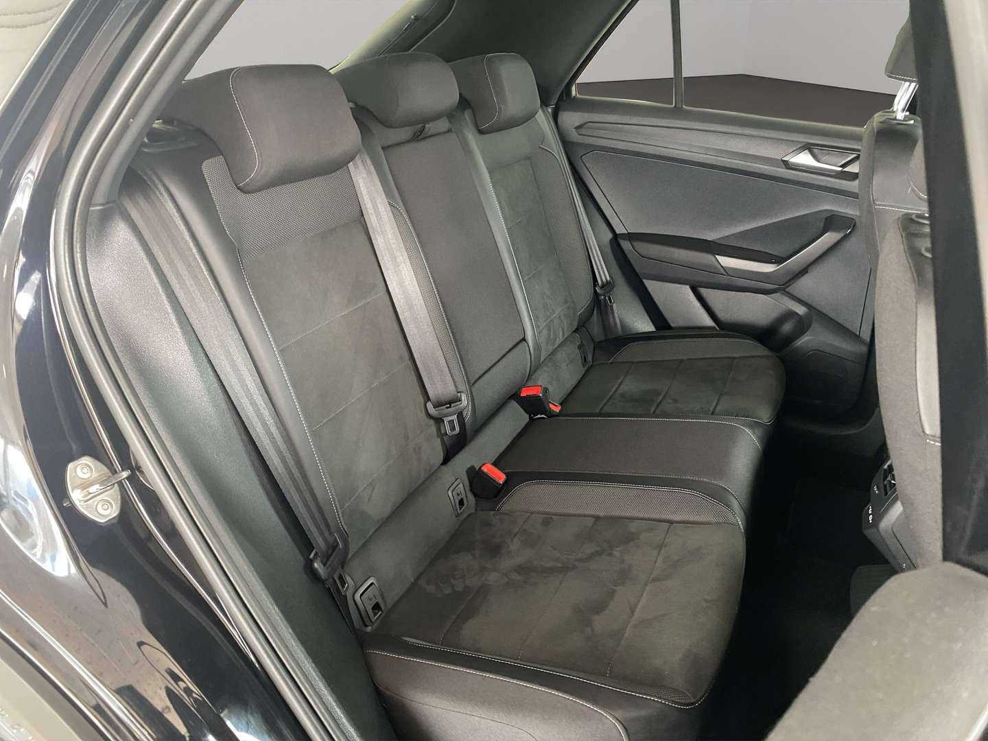 Volkswagen T-Roc R-Line - 2025 - Joinsteer - #7