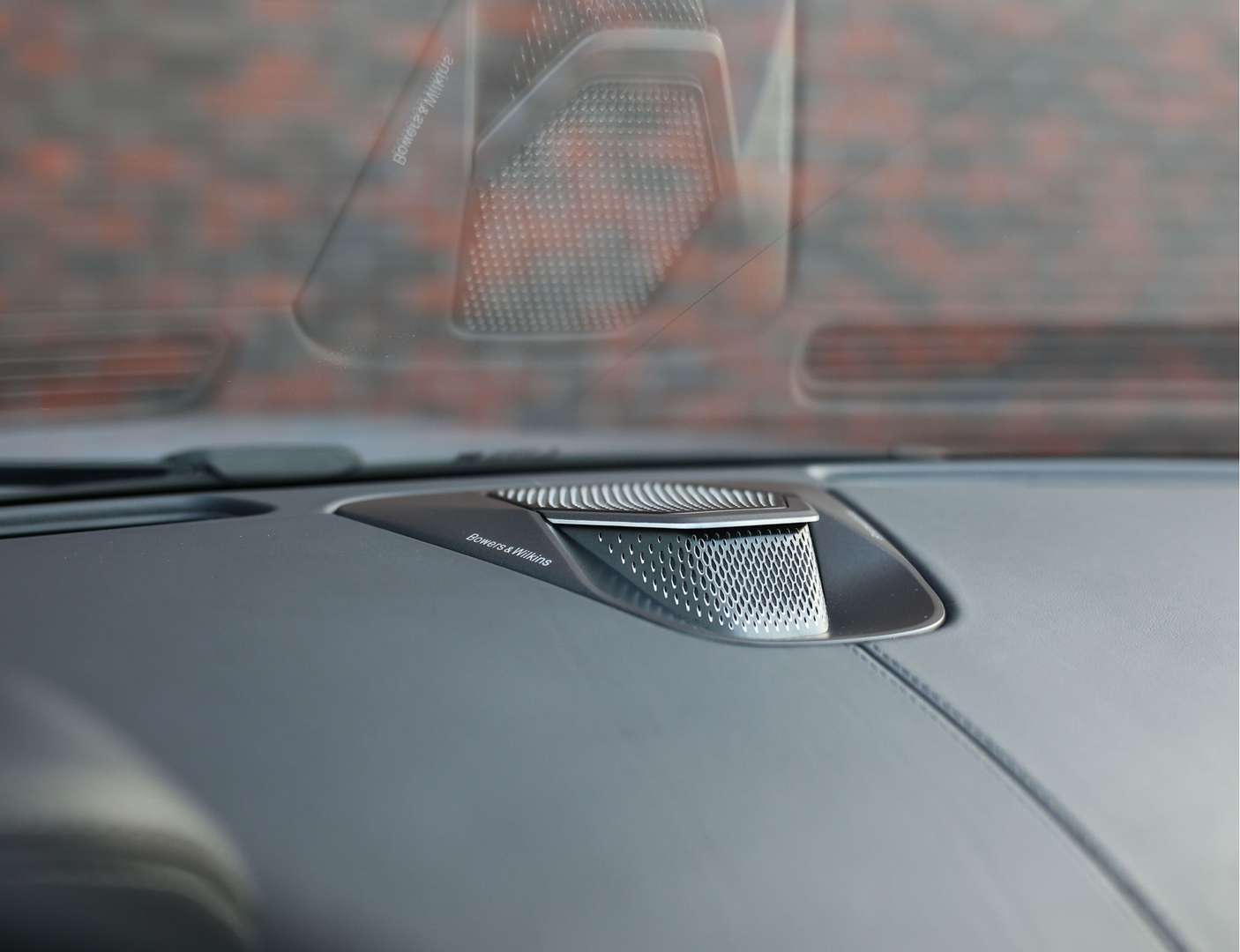 Aston Martin DB12 Volante 4.0 V8 Carbon - 2024 - Joinsteer - #3