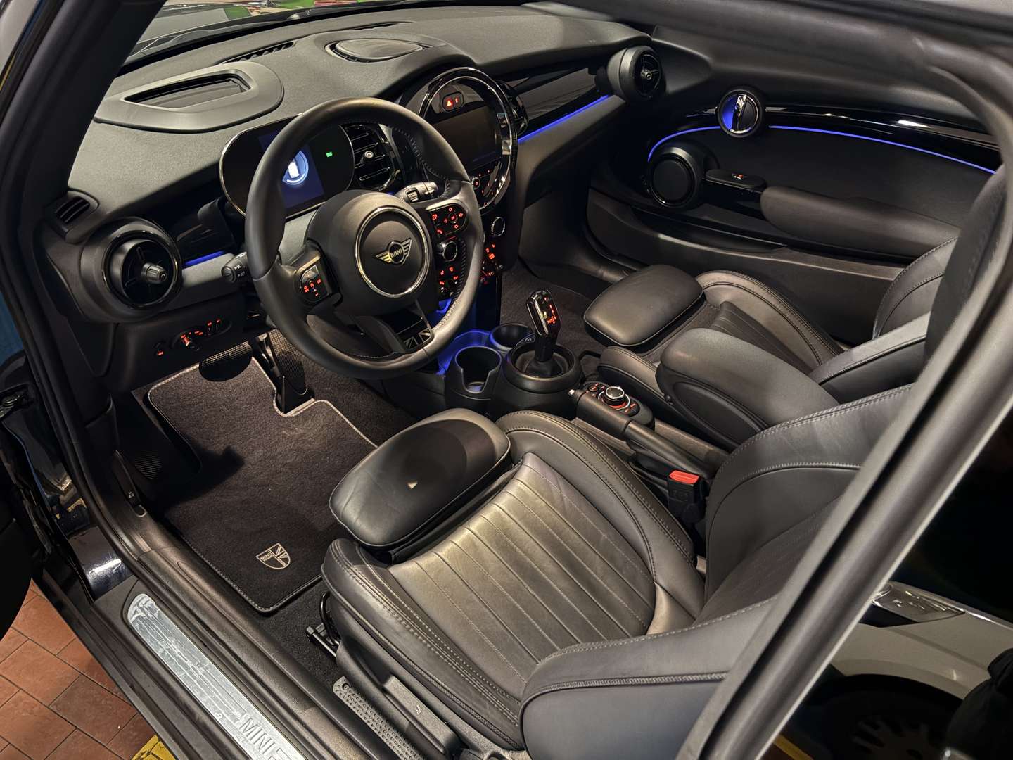 Mini Hatch 3 Portes Yours Cooper - 2024 - Joinsteer - #9