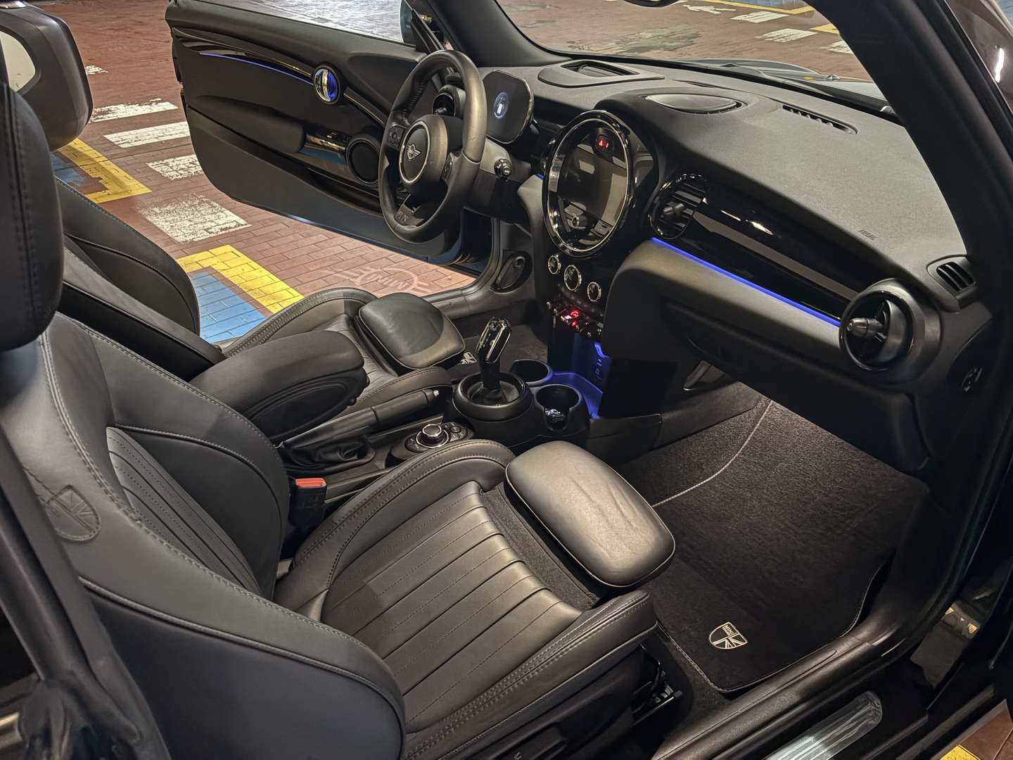 Mini Hatch 3 Portes Yours Cooper - 2024 - Joinsteer - #10