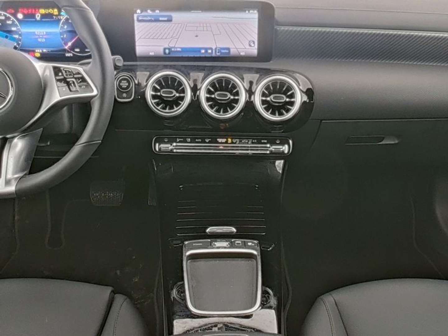 Mercedes CLA 180 - 2024 - Joinsteer - #5