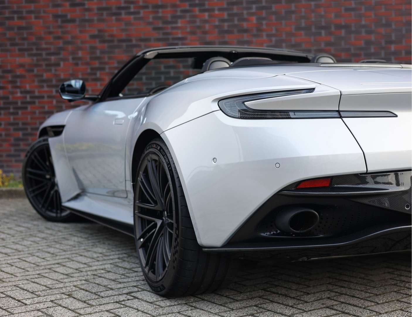 Aston Martin DB12 Volante 4.0 V8 Carbon - 2024 - Joinsteer - #28