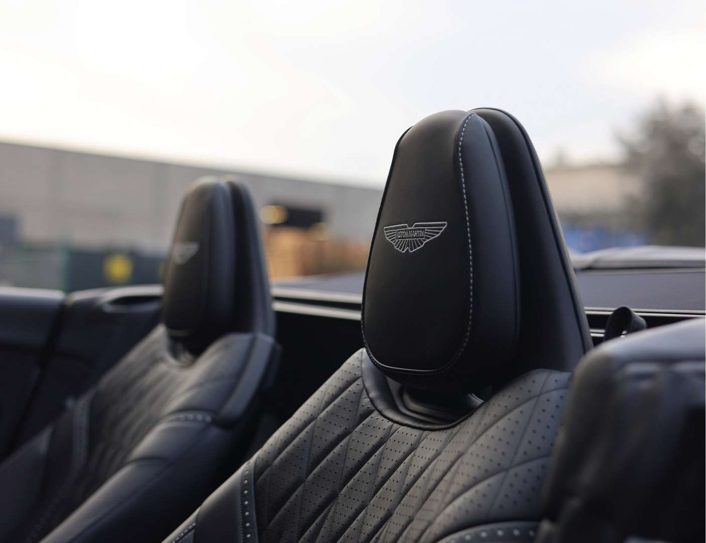 Aston Martin DB12 Volante 4.0 V8 Carbon - 2024 - Joinsteer - #36