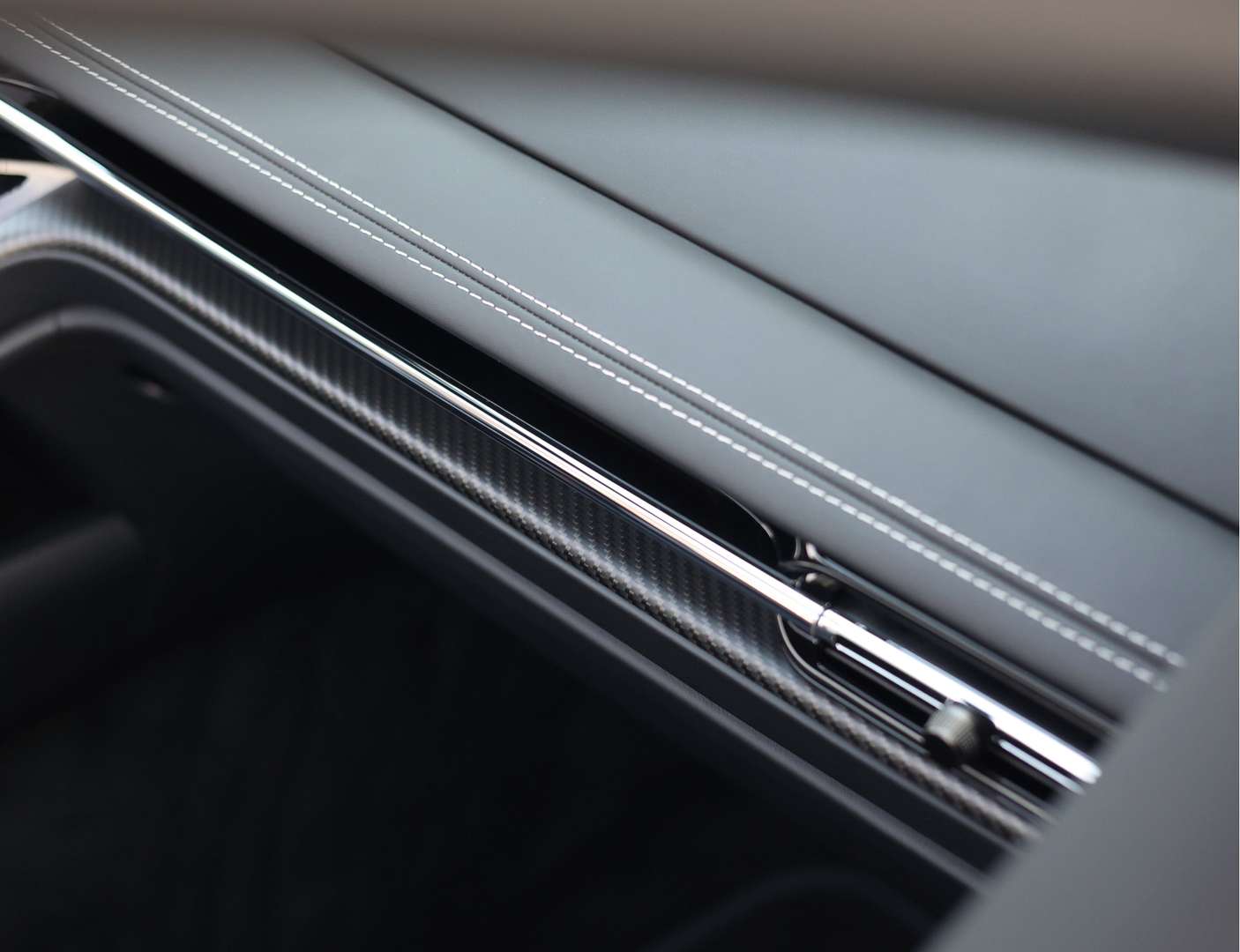 Aston Martin DB12 Volante 4.0 V8 Carbon - 2024 - Joinsteer - #45