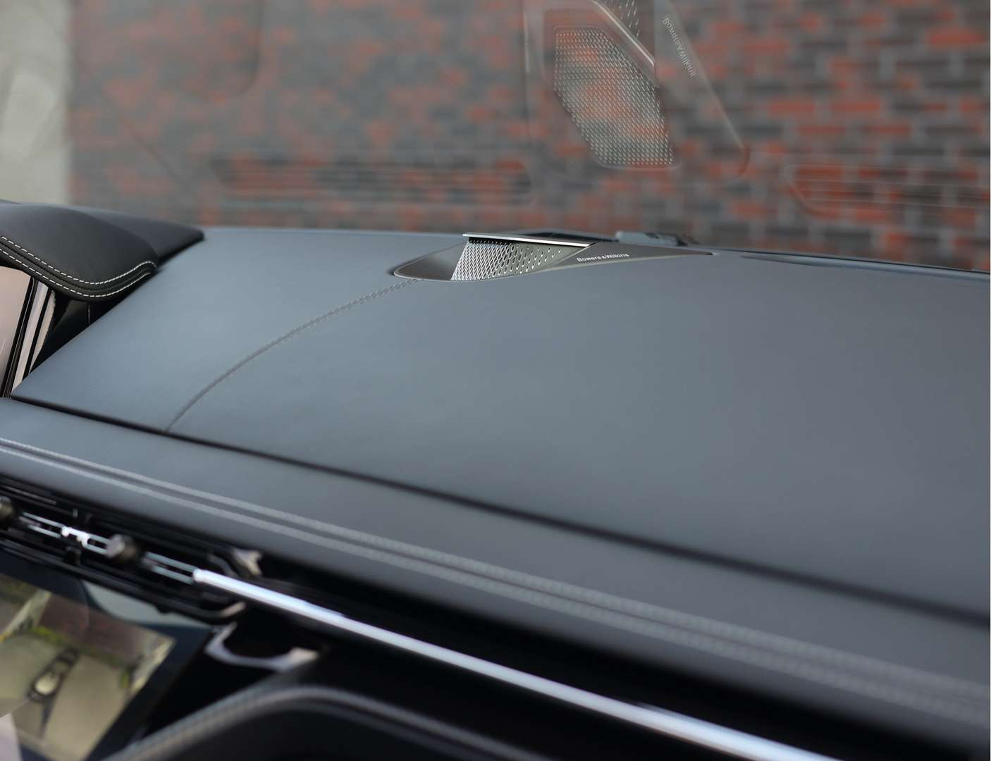 Aston Martin DB12 Volante 4.0 V8 Carbon - 2024 - Joinsteer - #46