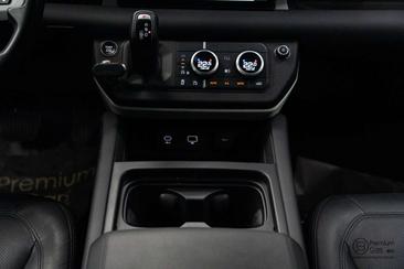 Land Rover Defender 110 P400e S — photo 24