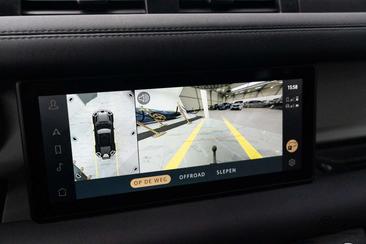 Land Rover Defender 110 P400e S — photo 42