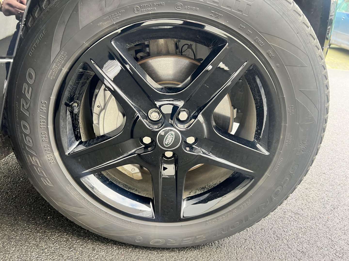 Land Rover Defender P300e SE X-Dynamic - 2025 - Joinsteer - #4