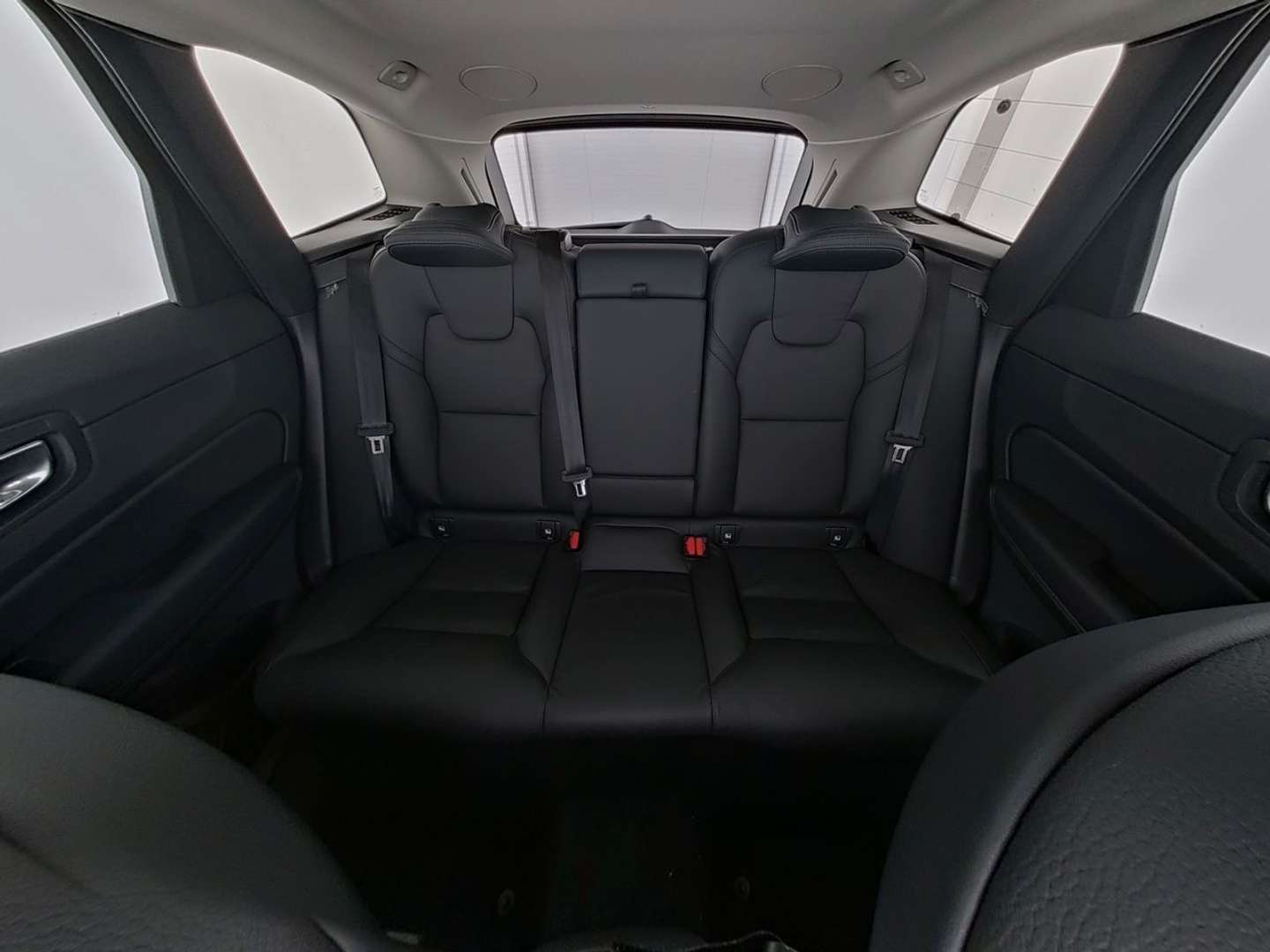 Volvo XC60 B5 Plus - 2025 - Joinsteer - #5